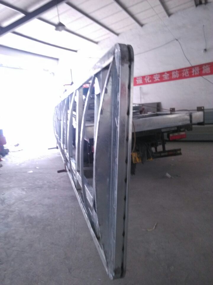 南京一臺候車亭樣機(jī)制作成功發(fā)貨